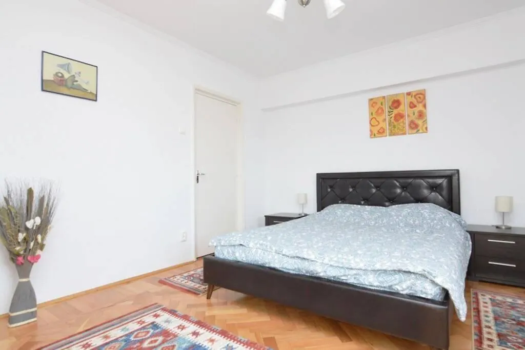 ブカレストApartament Ultracentral Piata Uniriiアパートメント 0*, ブカレスト ルーマニア